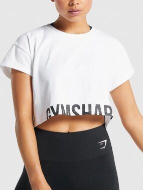 Gymshark fraction crop top